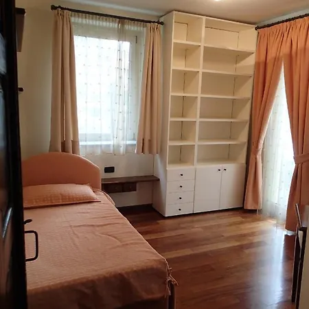 Dolce Vista Al Lugano לינה וארוחת בוקר פורטו צ'רזיו
